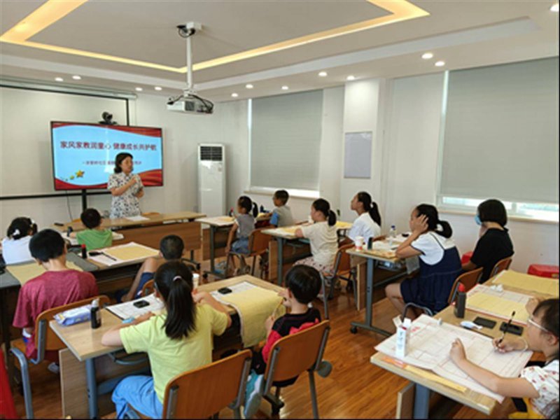 青少年编程培训：如何开启孩子编程之旅